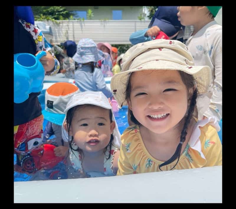 夏は、水遊び