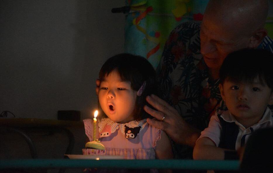 インターナショナルスクール　熊本　誕生会の様子